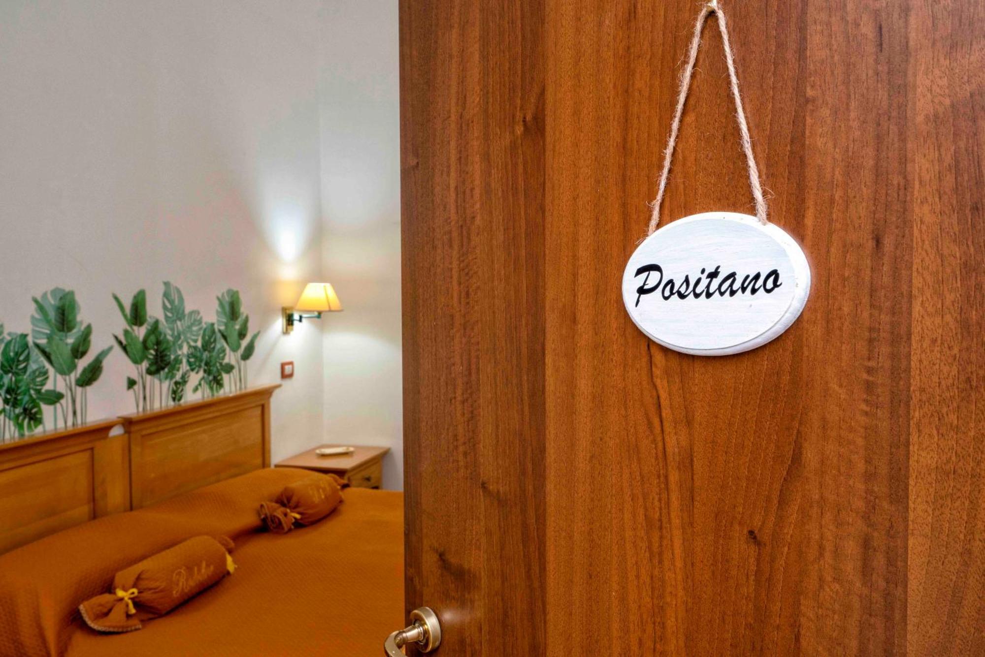 Rodoflor Rooms Кастеламаре ди Стабия Екстериор снимка