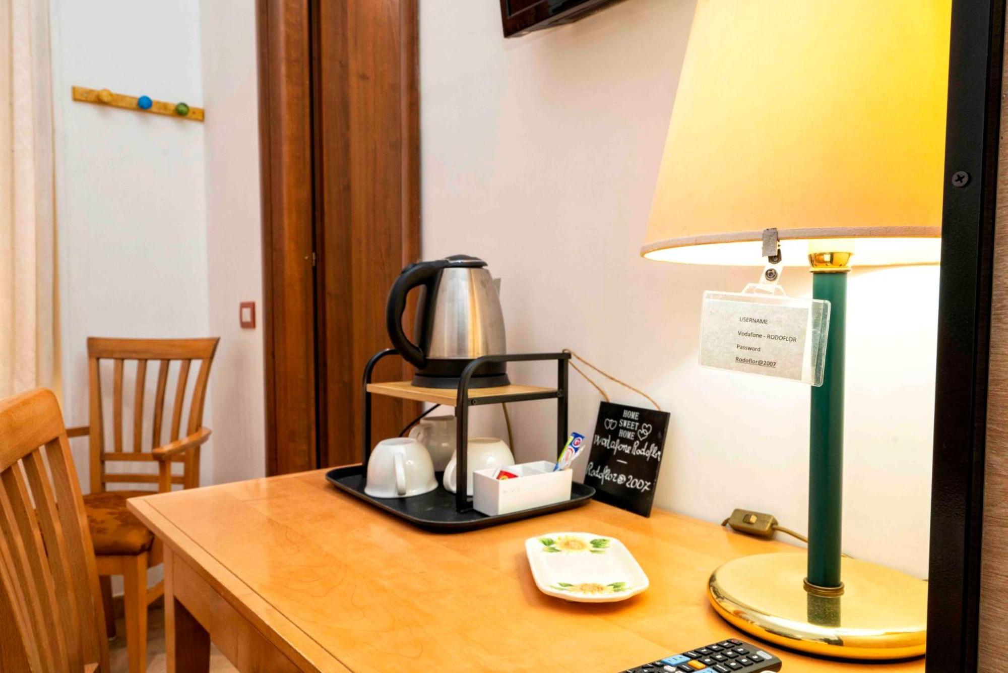 Rodoflor Rooms Кастеламаре ди Стабия Екстериор снимка